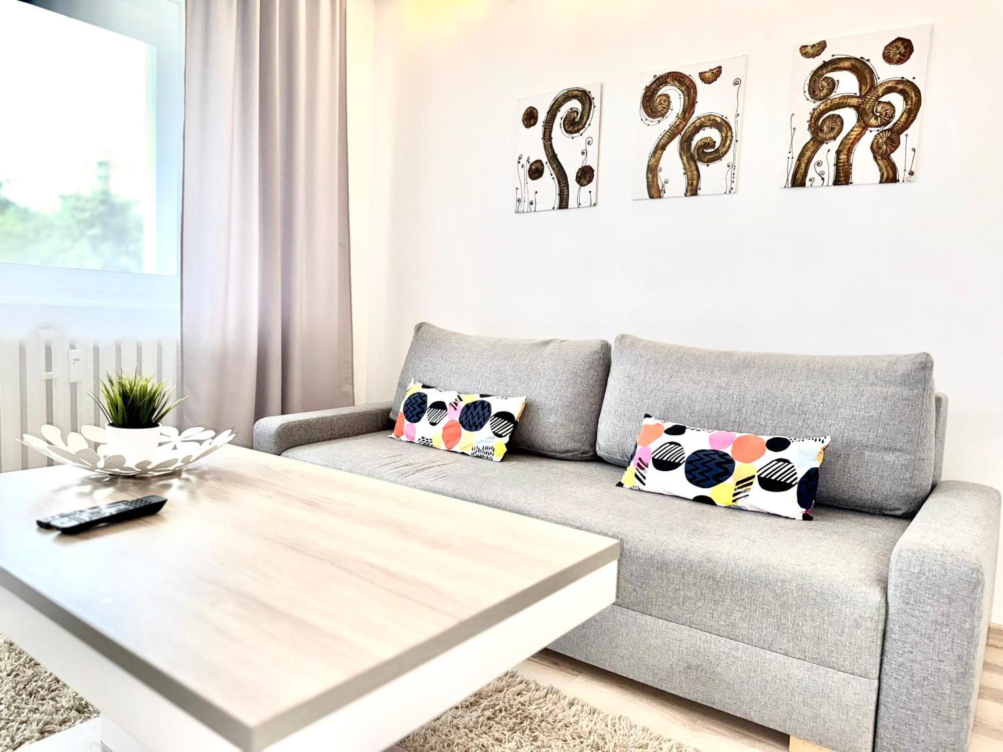 סופוט Apartament Lili מראה חיצוני תמונה
